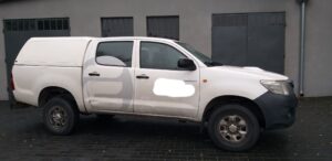 Toyota Hilux wymiana resorów